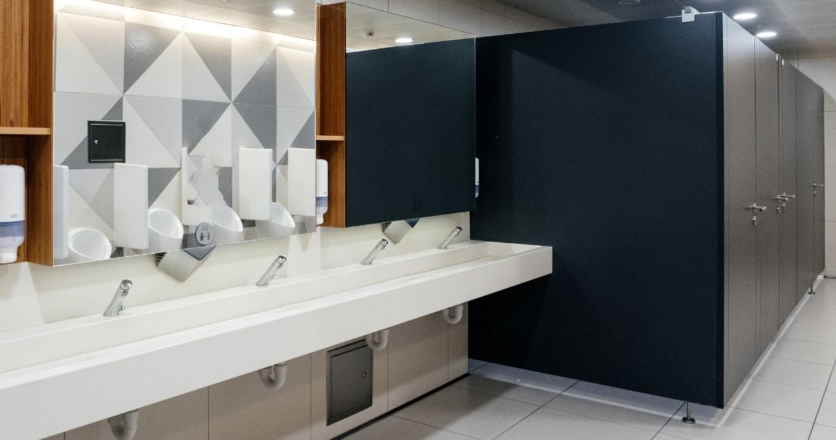¿Qué tenés que saber para diseñar un baño para personas con discapacidad?